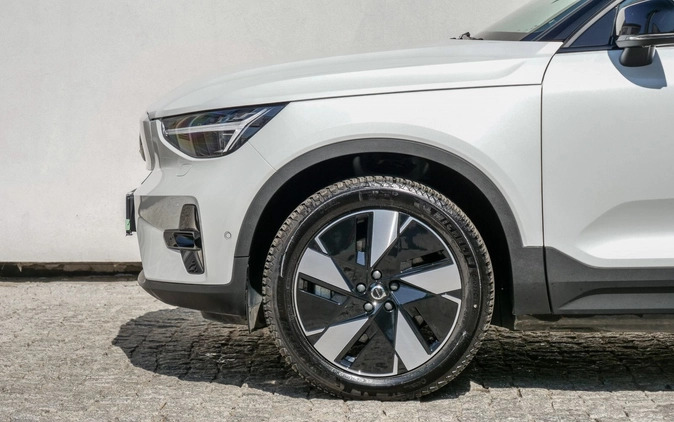 Volvo XC 40 cena 229900 przebieg: 5850, rok produkcji 2023 z Lubniewice małe 436